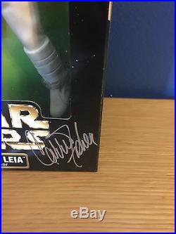 12 Hasbro Star Wars Hoth Leia with Carrie Fisher Autographed with COA