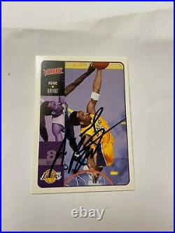 2000 Uper Deck #98 Victory Kobe Bryant Autographed With Coa