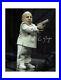 8x10-Austin-Powers-Mini-Me-Print-Signed-By-Verne-Troyer-100-Authentic-With-COA-01-me
