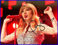 AMAZING TAYLOR SWIFT Hand Signed 8x10 REAL Authentic Autograph with COA