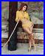 AMERICAN-ACTRESS-RAQUEL-WELCH-HAND-SIGNED-COLOUR-PHOTOGRAPH-10-x-8-WITH-COA-01-kmr