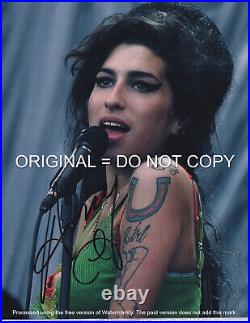 Amy Winehouse Sad Soulful Singer Hand Signed Autographed Photo With Coa