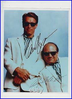Arnold Schwarzenegger and Danny Devito TWINS signed photograph with COA