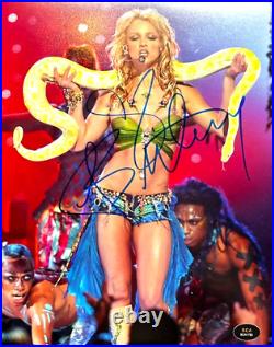 Britney Spears Hand Signed 8x10 Photo Original Autograph with COA Certificate