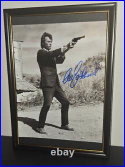 CLINT EASTWOOD HAND SIGNED 8x10 PHOTO WITH COA ORIGINAL AUTOGRAPH