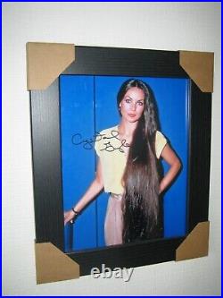 Crystal Gayle Hand Signed Photograph (8x10) Framed With CoA