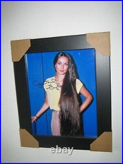 Crystal Gayle Hand Signed Photograph (8x10) Framed With CoA