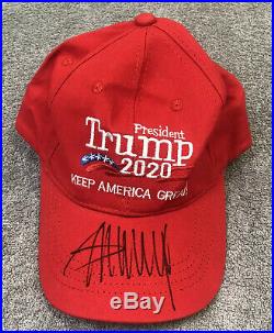 Donald Trump Signed KEEP AMERICA GREAT 2020 Red Hat with COA