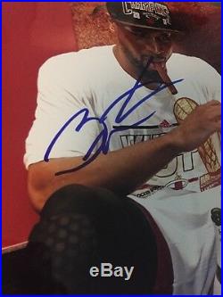 Dwyane Wade Autographed 11x14 Heat Bulls Champ Photo With Coa