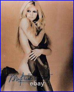 EARLY BRIGETTE BARDOT HAND SIGNED PHOTOGRAPH 10x8 WITH COA