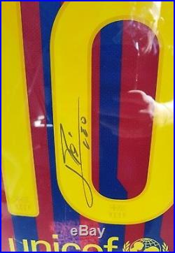 Football memorabilia LIONEL MESSI of Barcelona Signed Shirt Autograph with COA
