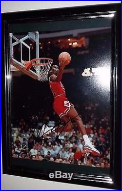 Hand Signed MICHAEL AIR JORDAN 1988 dunk contest Framed autographed with COA