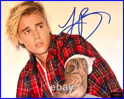 JUSTIN BIEBER Signed 8x10 Authentic Original Autograph with COA Certificate