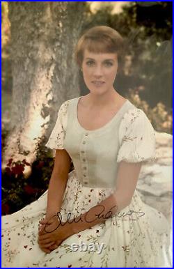 Julie Andrews Signed'Sound of Music' 11 x 8 Photo With COA