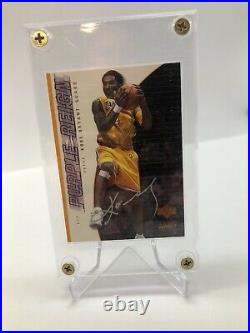 KOBE BRYANT 2000 UPPER DECK PURPLE REIGN CARD #445 Autographed With Coa