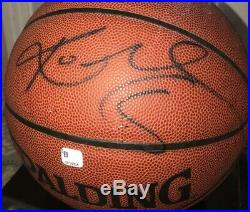 KOBE BRYANT Autographed Basketball In Protective Case With Global COA Hologram