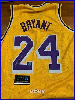 LA Lakers KOBE BRYANT Hand SIGNED AUTOGRAPHED Yellow Jersey #24 WITH COA