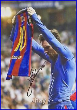 Lionel Messi autographed canvas Hand Signed FRAMED with COA