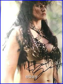 Lucy Lawless Xena Warrior Princess Signed Autographed Photo With COA