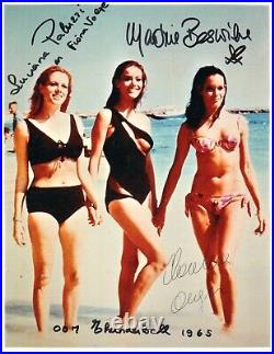 MARTINE BESWICK PALUZZI MOLLIE PETERS THUNDERBALL SIGNED PHOTO 10x8 WITH COA