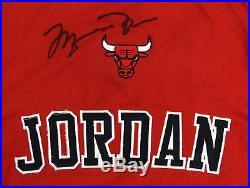 MICHAEL JORDAN Hand Signed Bulls Singlet Jersey with COA Signature Autograph #23