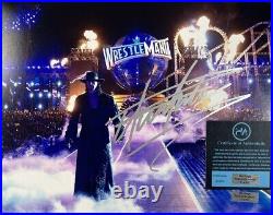 Mark William Calaway Signed Autographed 8x10'The Undertaker' Photo with COA