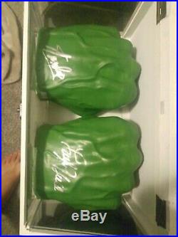 Marvel Stan Lee Lou Ferrigno Hulk Gloves Signed With Coa authentic avengers