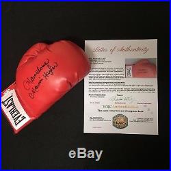 Marvelous Marvin Hagler Signed Everlast Boxing Glove with LOA from the WBC COA