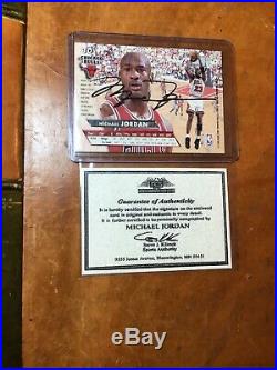 Michael Jordan Chicago Bulls Autograph Card with COA! GOAT