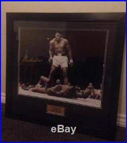 Muhammad Ali signed framed picture With Online Authentics Code and COA