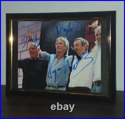 PINK FLOYD HAND SIGNED PHOTO WATERS GILMOUR WITH COA 8x10 AUTOGRAPHED PHOTO