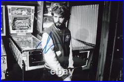 Photo signed by GEORGE LUCAS, with COA, 8x10
