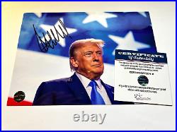 President DONALD TRUMP Signed 7x5 inch Authentic Original Autograph with COA