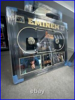 REDUCEDsigned Eminem Light Up 8mile Vinyl Display With Aftal COA