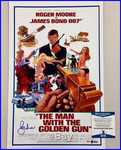 ROGER MOORE Signed MAN WITH THE GOLDEN GUN 11x17 Movie Poster BAS Beckett COA