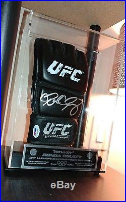 Ronda Rousey Signed UFC Fight Glove AUTO Autograph PSA/DNA COA with Display Case