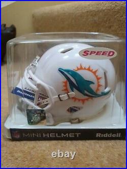 Signed nfl mini speed helmet. MIAMI DOLPHINS. With COA mint cond. Original box