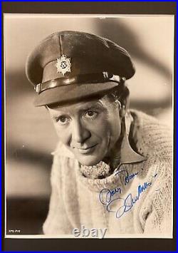 Sir John Mills Famous British Actor Framed (12' X 8') Hand Signed Photo With COA