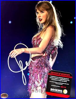 TAYLOR SWIFT Signed 8x10 in. Color Photo Original Autograph with COA Certificate