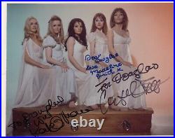 THE VAMPIRE LOVERS MULTI HAND SIGNED 10 x 8 COLOUR PHOTOGRAPH WITH COA
