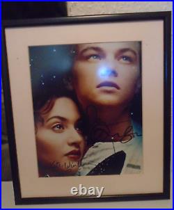 TITANIC LEONARDO DI CAPRIO & KATE WINSLET Signed Photograph framed with COA