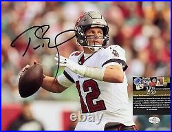 TOM BRADY Tampa Bay Buccaneers Rare Signed Autographed 11x8.5 Photo with COA