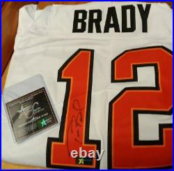 Tom Brady hand Signed Autographed Tampa Bay Buccaneers Jersey with COA