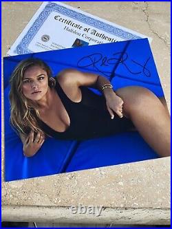 UFC Ronda Rousey Swimsuit Autograph With COA 8/10 RARE UNIQUE