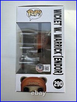 Warwick Davis AUTOGRAPH Wicket W. Warwick Star Wars Signed Funko Pop BECKETT COA