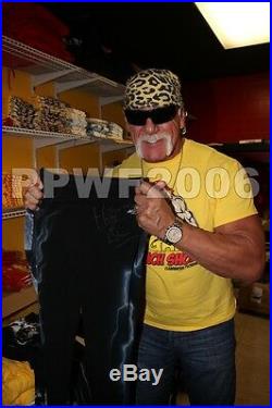 Wwe Hulk Hogan Nwo Ring Worn Hand Signed Tights With Photo Proof And Coa