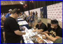 Wwe Wrestlemania 30 Hulk Hogan Signed Banner With Coa